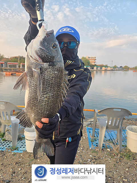 d191a4724f90d88e3a54b5f95ebf6cba_1792140363_4903.jpg